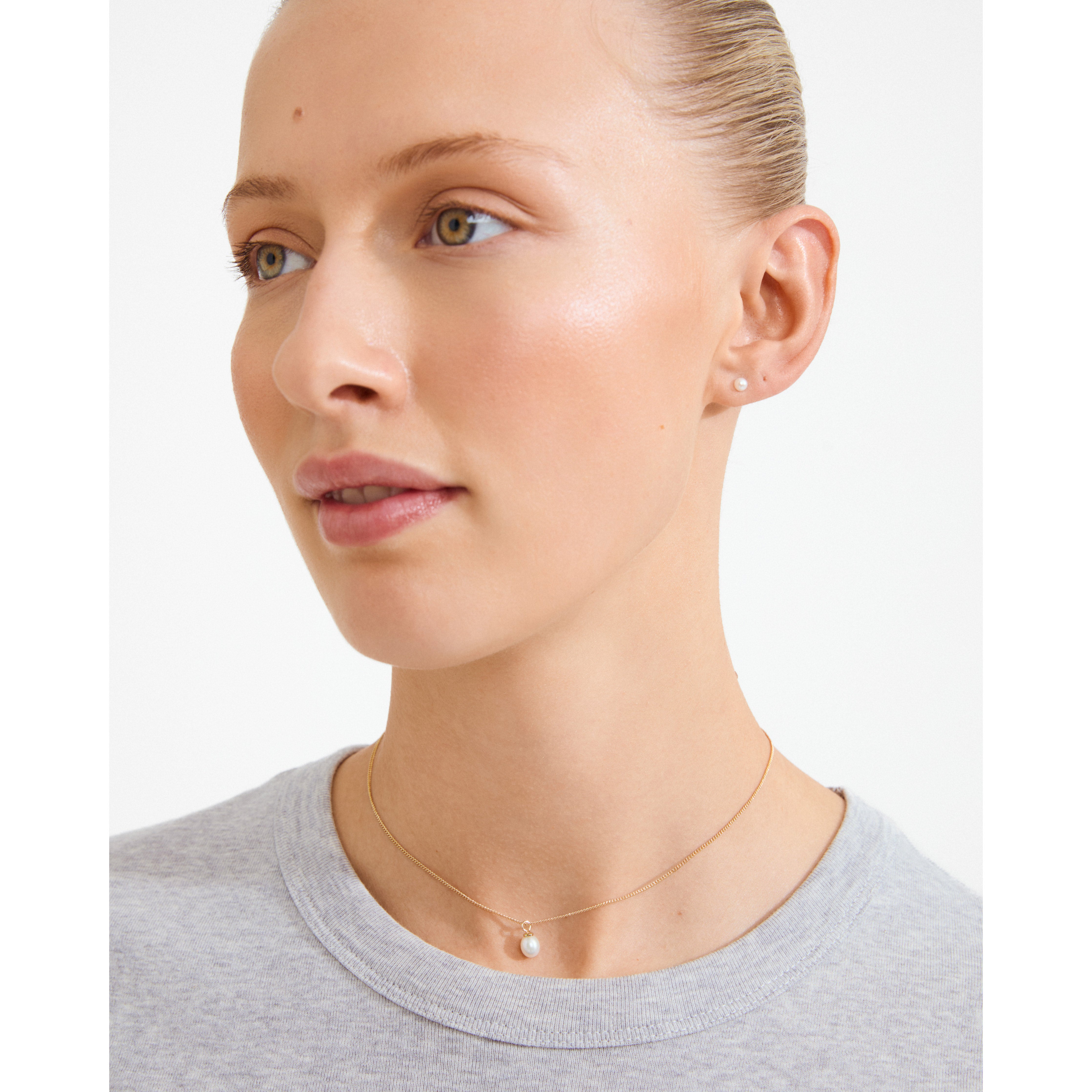 pilgrim-evena-geschenkset-goldplattiert-kette-und-ohrstecker-mit-s-wasserperle image 2