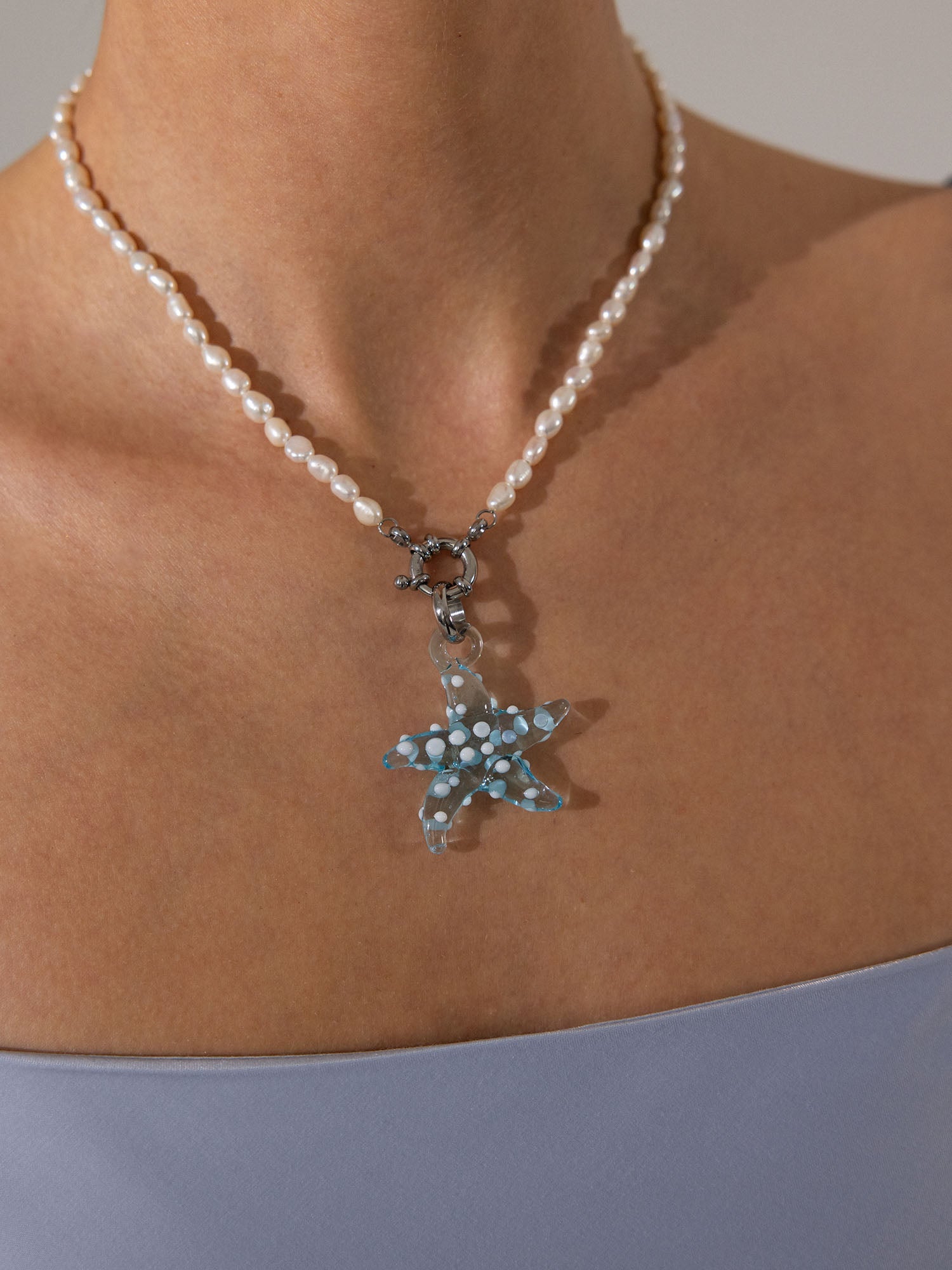 purelei-glass-starfish-charm-seestern-hellblau-40-mm image 7