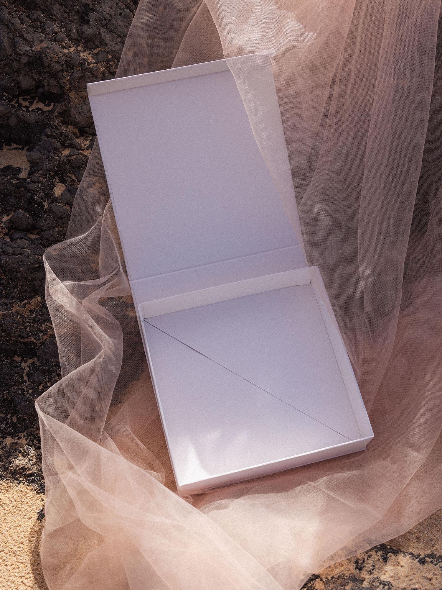 purelei-geschenkbox-m-wiederverwendbare-schmuck-geschenkbox-mit-magnetverschluss image 5