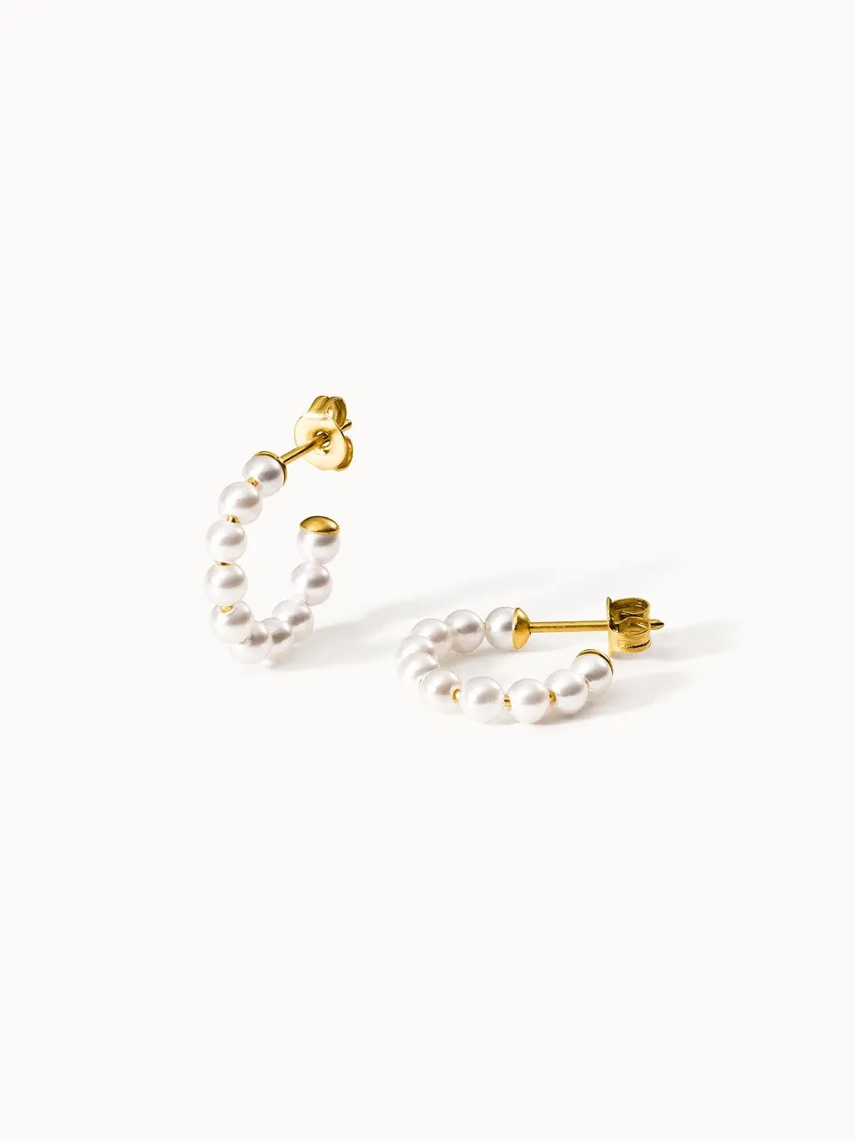 purelei-pure-soul-via-kollektion-creolen-ohrringe-mit-seashell-perlen image 1