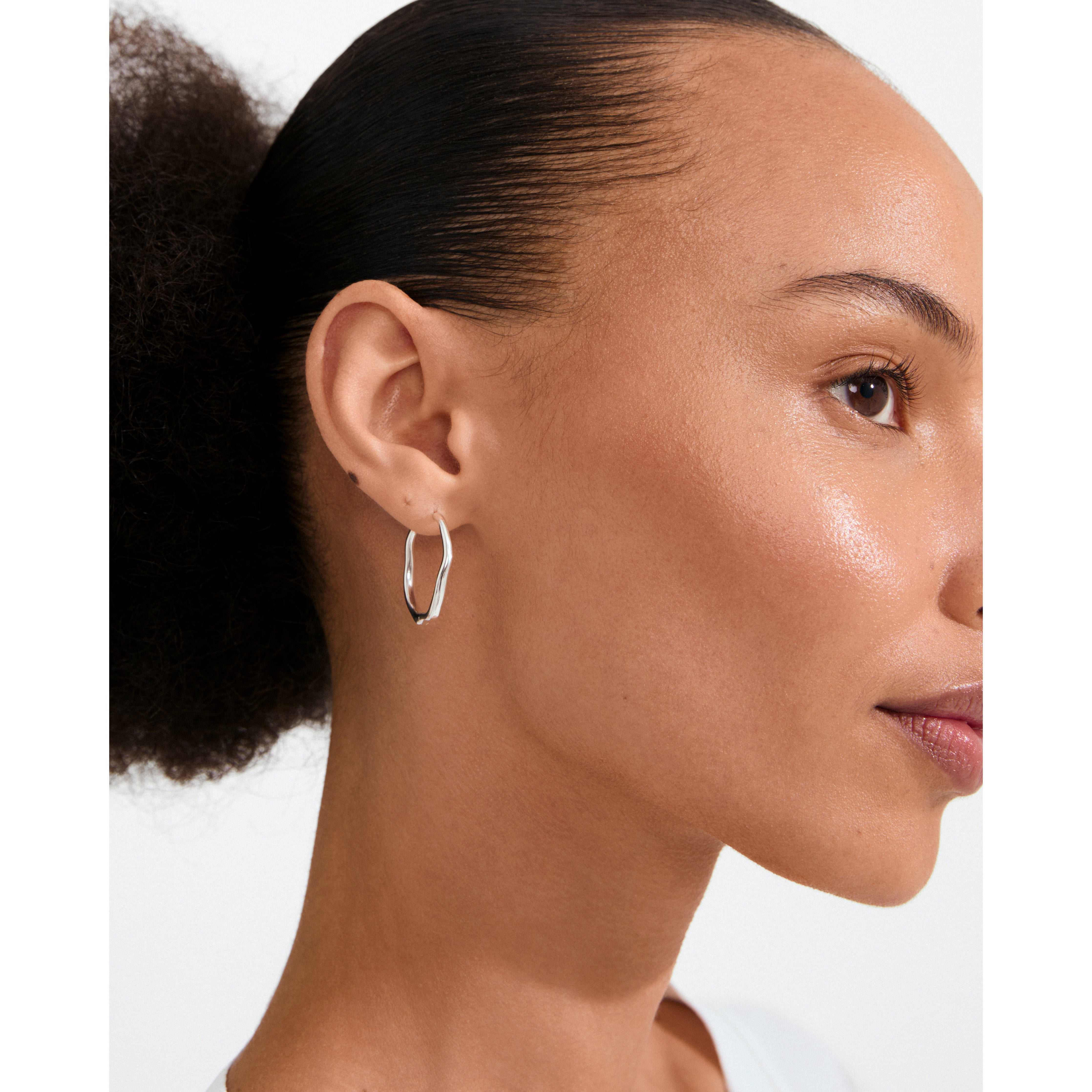 pilgrim-x-dea-pave-hoop-03-creole-24-mm-sterlingsilber image 3