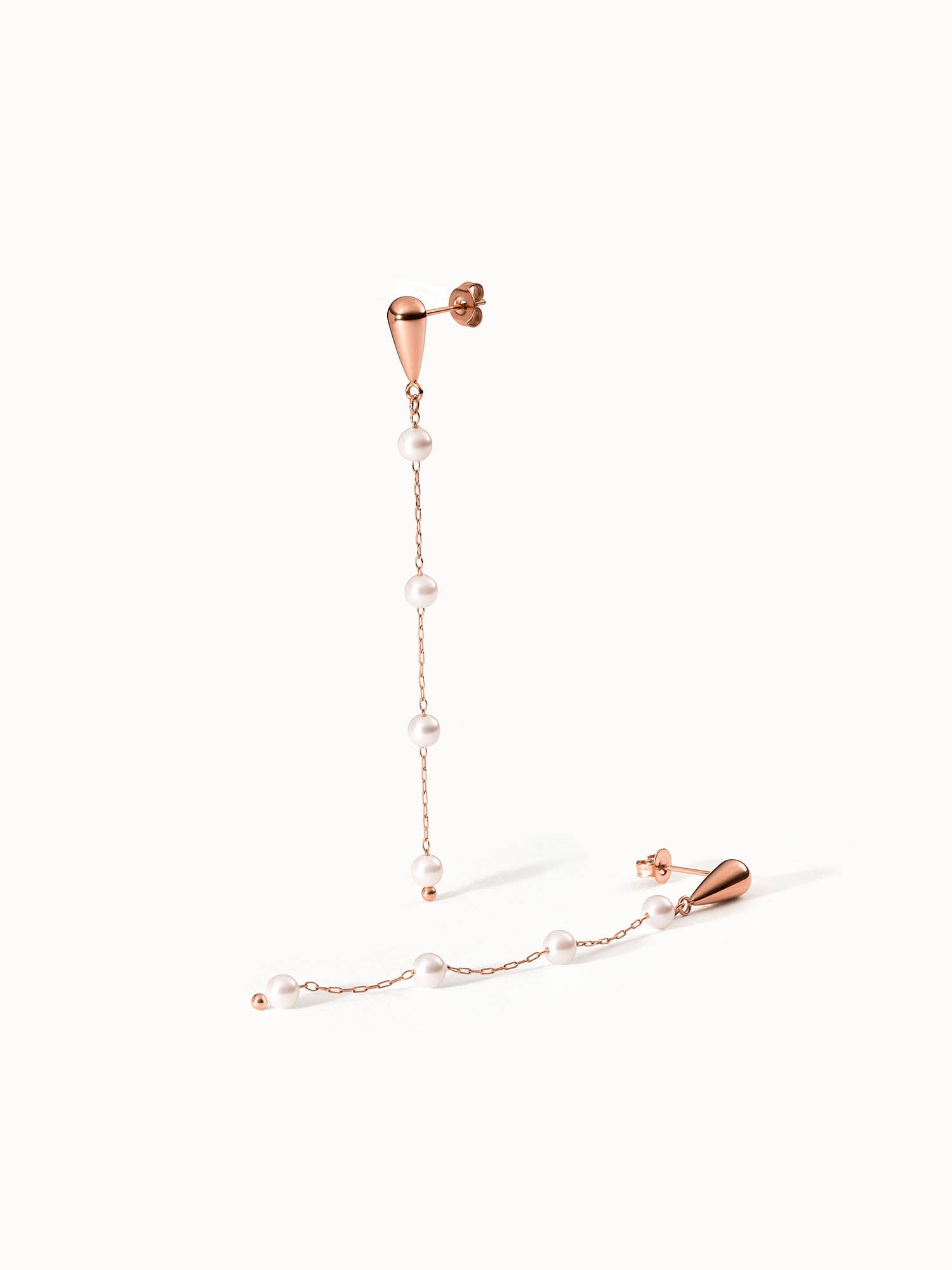 purelei-dewdrop-ohrringe-perlen-drop-ohrringe-75-mm image 8