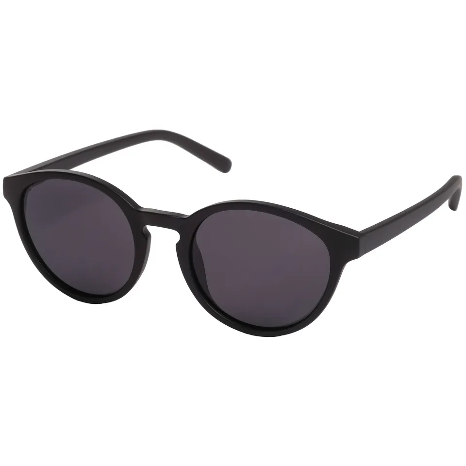 pilgrim-vasilia-sonnenbrille-schwarz-klassische-form-polarisiert image 1