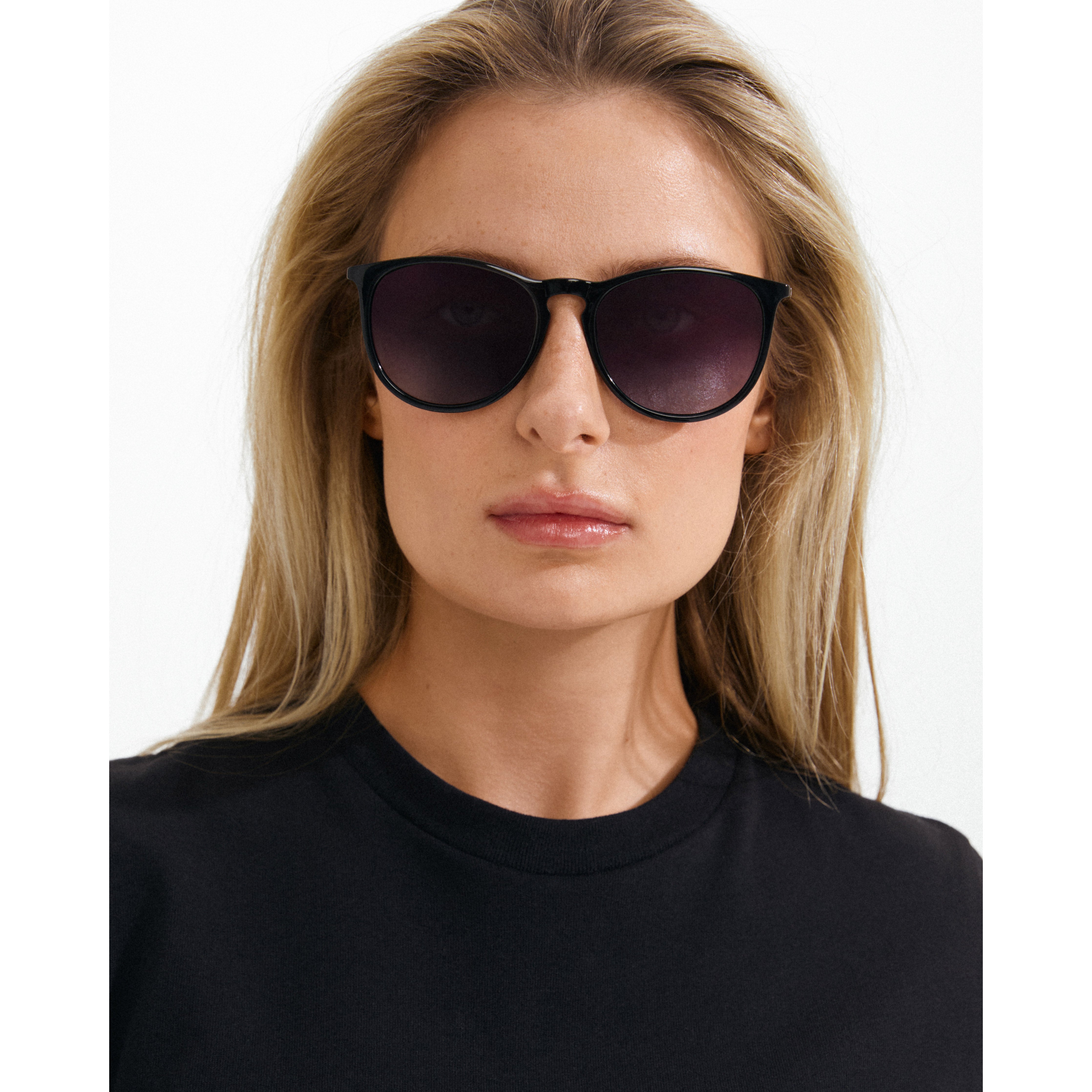 pilgrim-vanille-sonnenbrille-schwarz-gold-mit-uv400 image 4