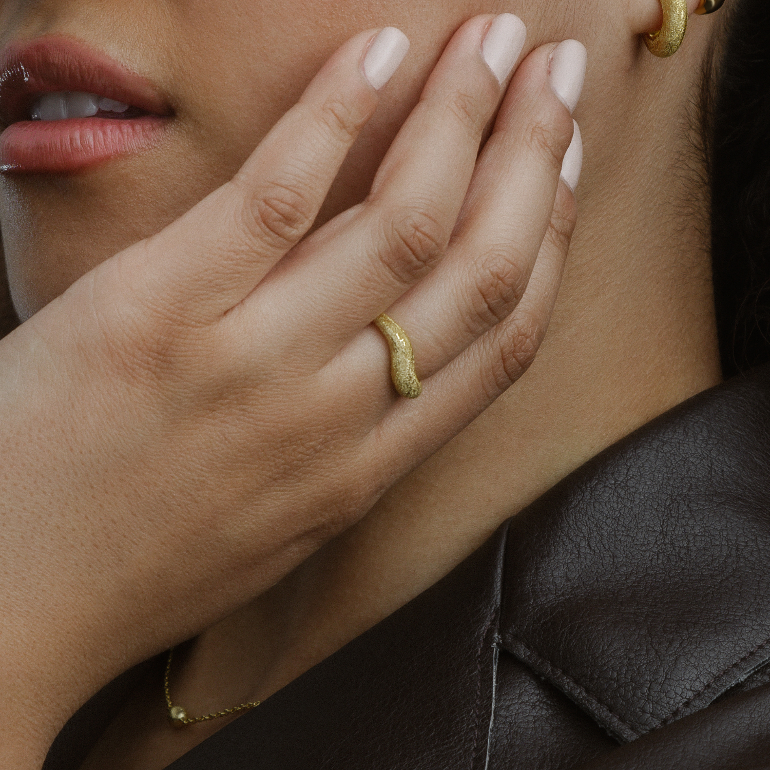 xenox-dusted-glow-ring-925-sterlingsilber-rhodiniert-strukturiert image 4