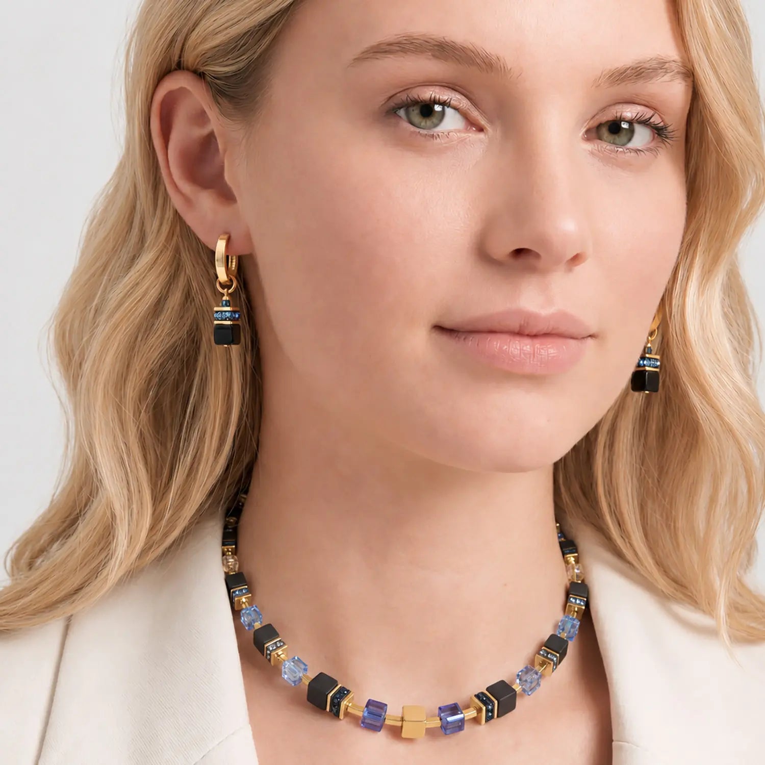 coeur-de-lion-geocube-precious-classic-halskette-midnight-blue-schwarz-gold image 4