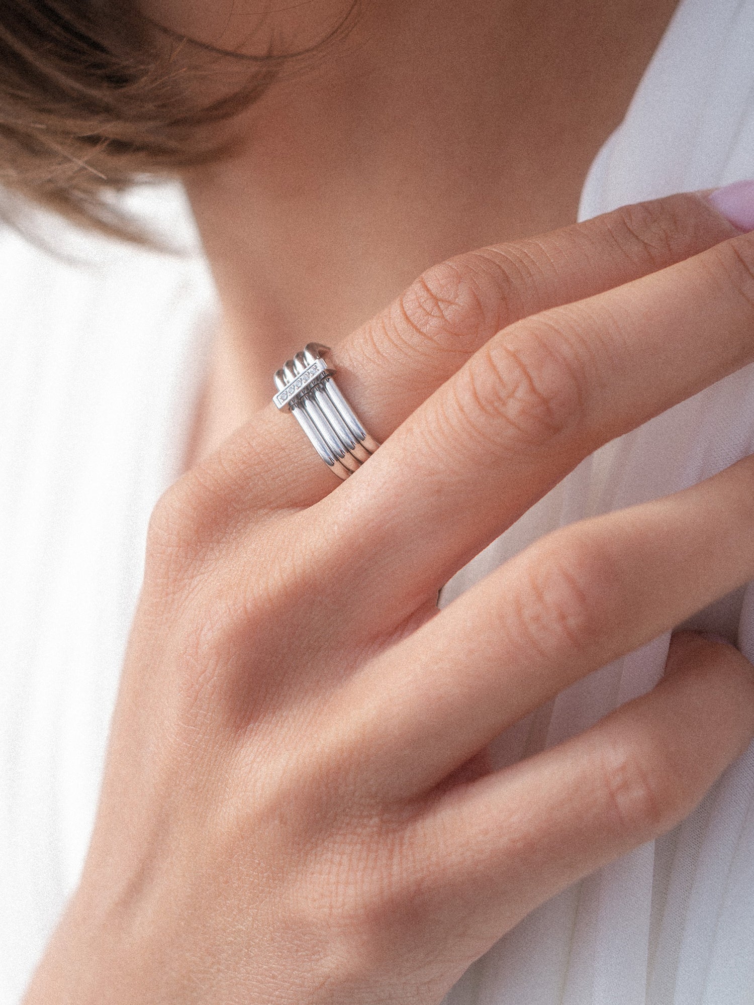 purelei-soft-glow-ring-gestapelter-zirkonia-ring-8-mm-breit image 6