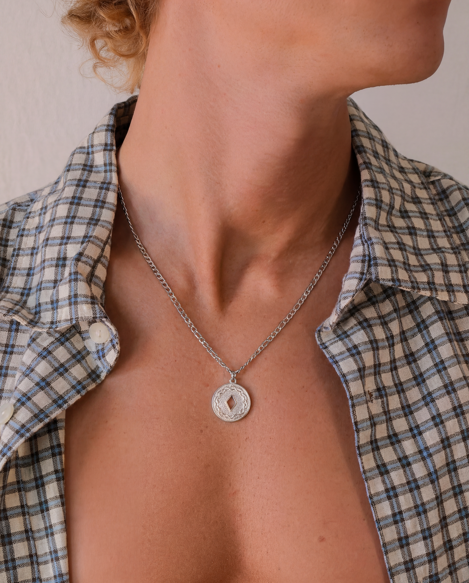 purelei-maverick-coin-kette-unisex-halskette-45-50-cm image 3