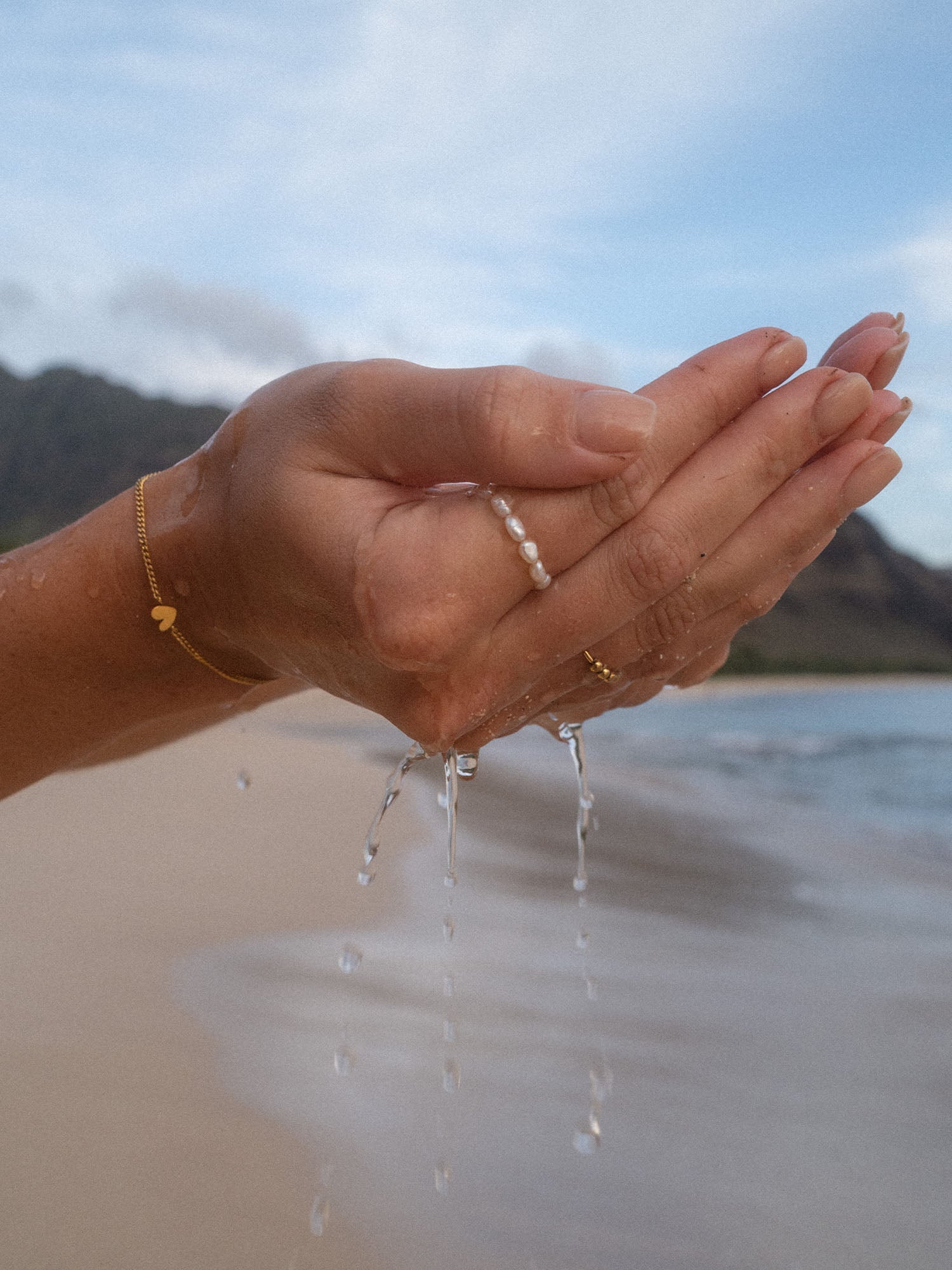 purelei-pearly-anxiety-perlenring-elastisch-s-wasserperle image 4