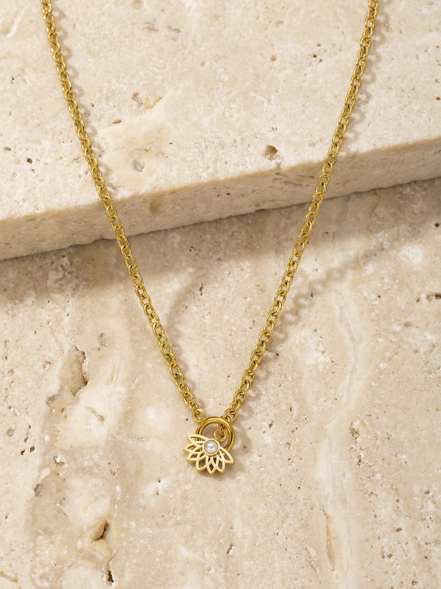 purelei-flowing-kette-y-kette-50-55-cm-mit-lotus-charm-und-perle image 3