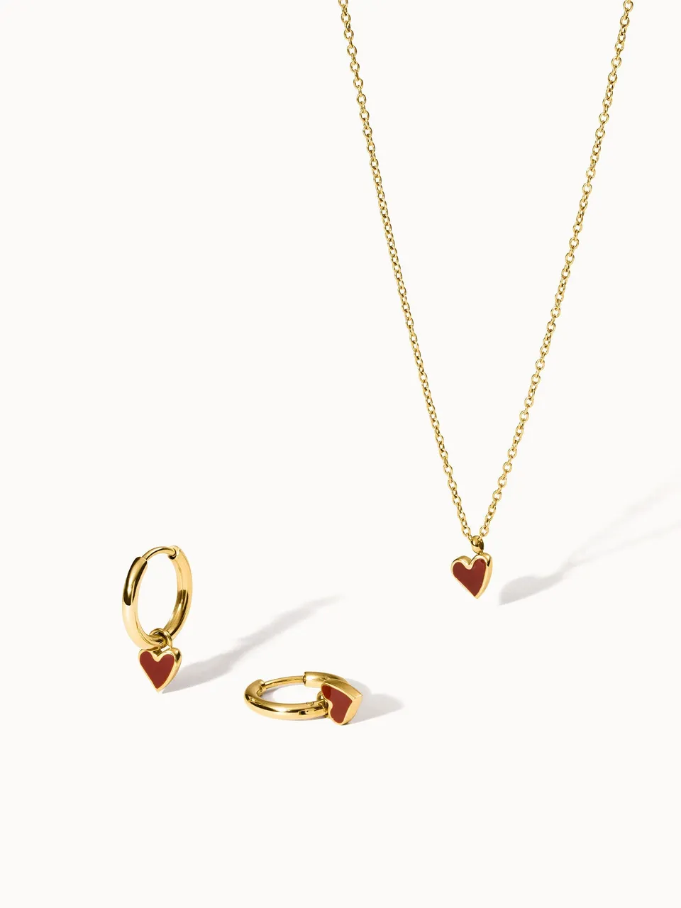 purelei-mahina-club-memory-set-kette-mit-creolen-geschenkset-herz-bordeauxrot image 1