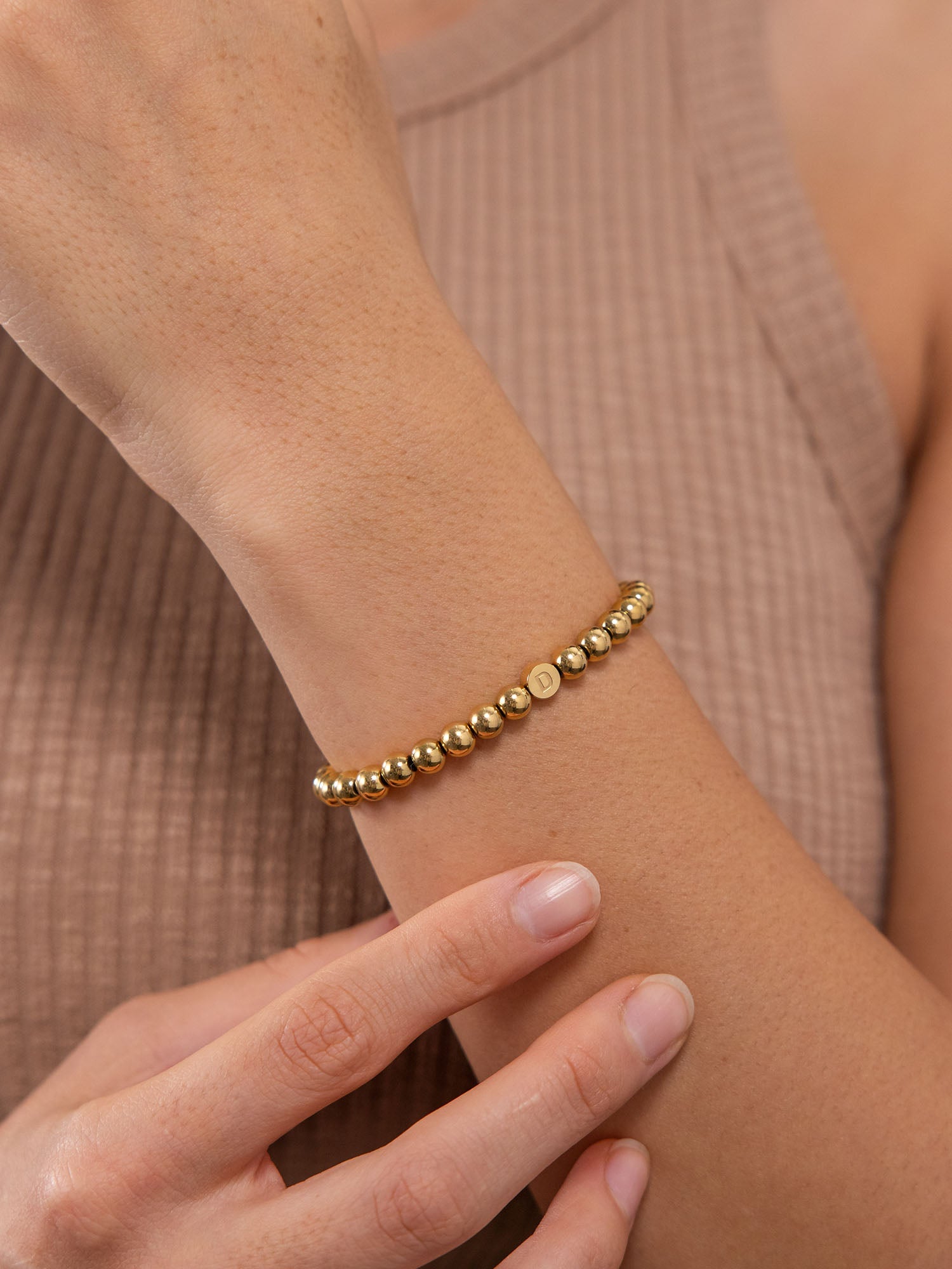 purelei-letter-d-armband-initiale-verstellbar image 2