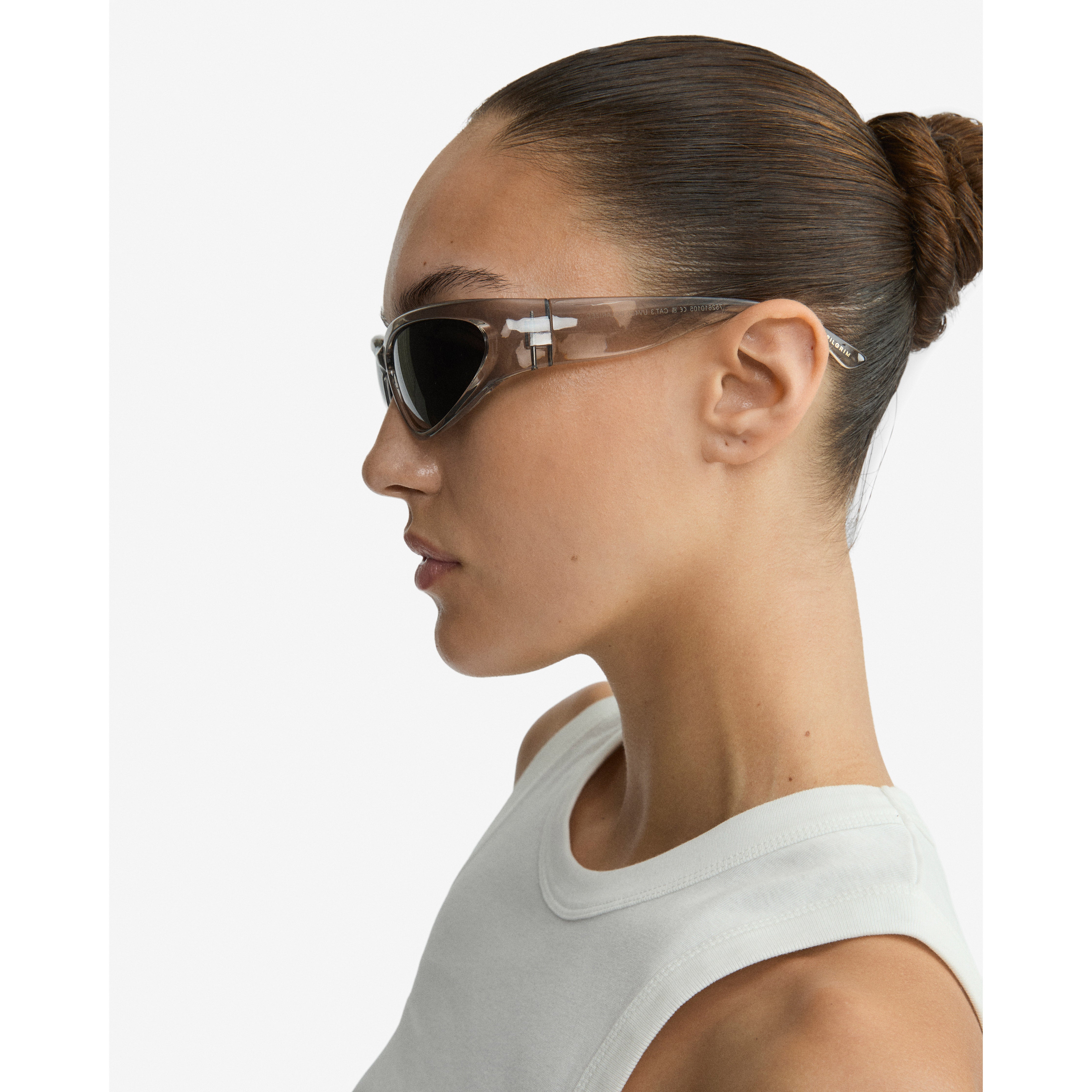 pilgrim-bryar-sonnenbrille-grau-transparent-mit-smoke-gl-sern image 3