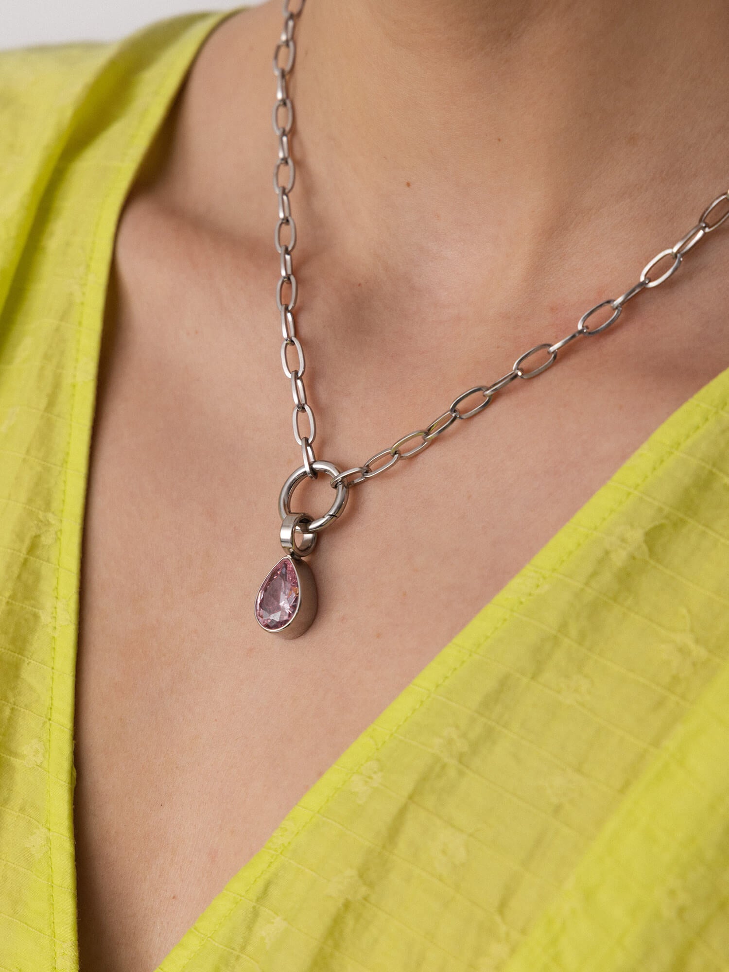 purelei-blush-drop-charm-tropfen-mit-rosa-zirkonia image 8