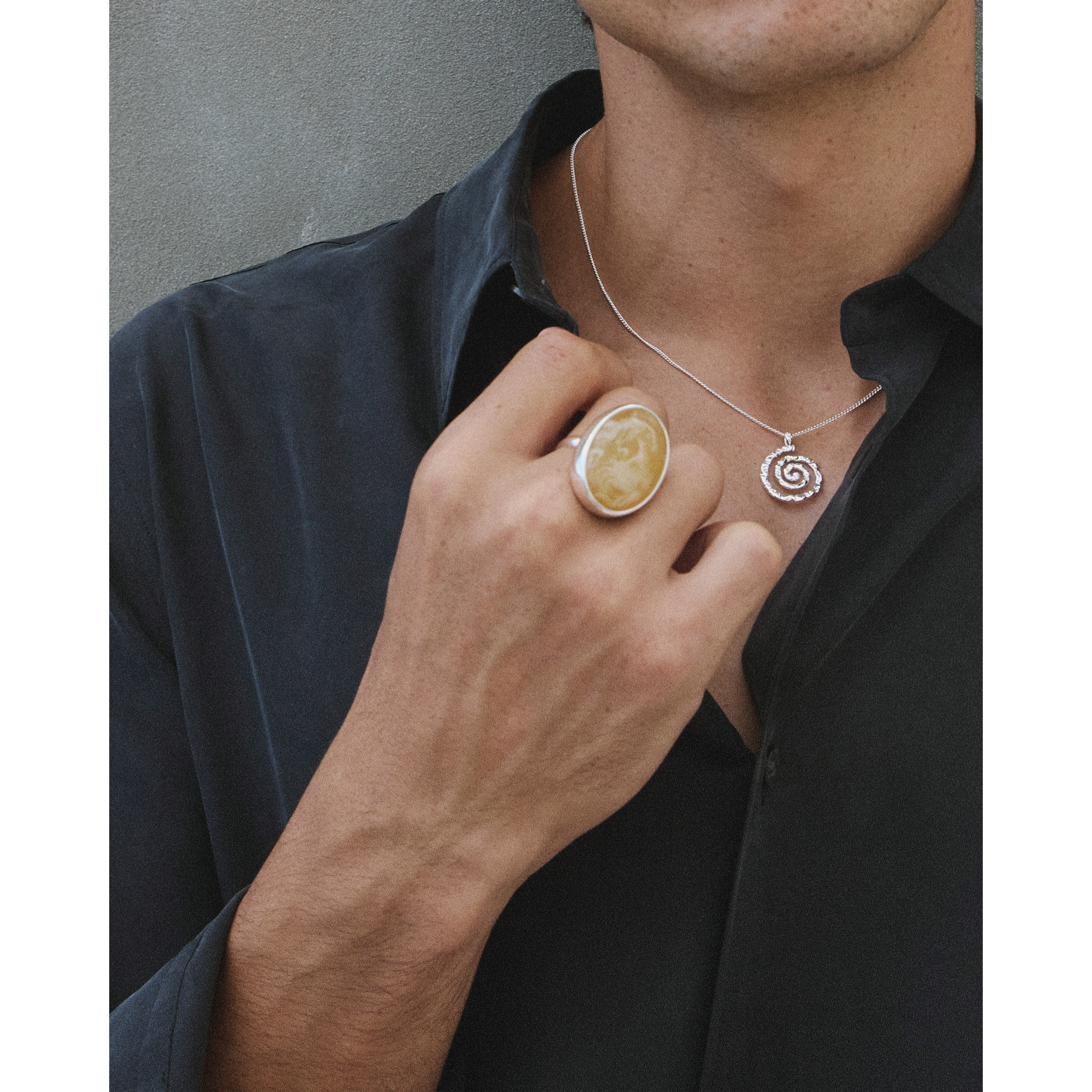 pilgrim-still-statement-ring-versilbert-mit-gelb image 4