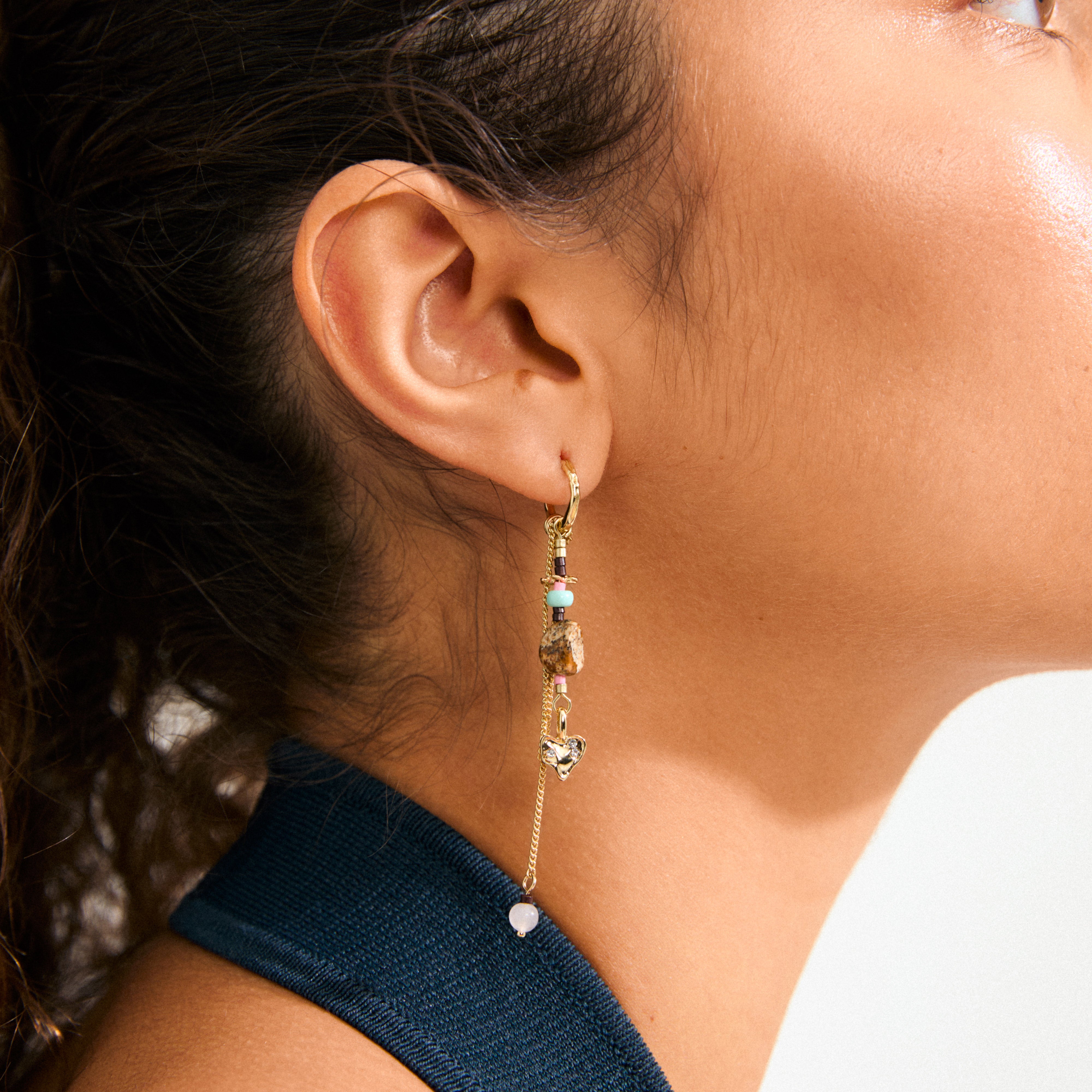 pilgrim-finley-single-ohrring-gold-plated-boho-creole-mit-anh-nger image 3
