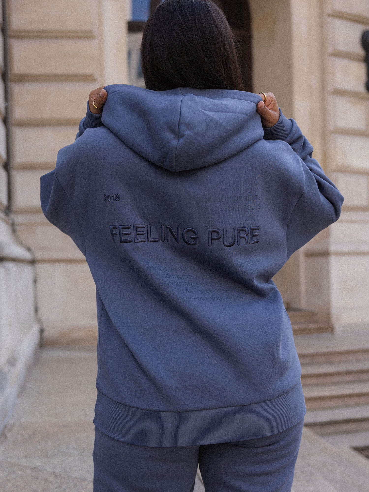 purelei-feeling-pure-hoodie-dark-blue-oversized image 2