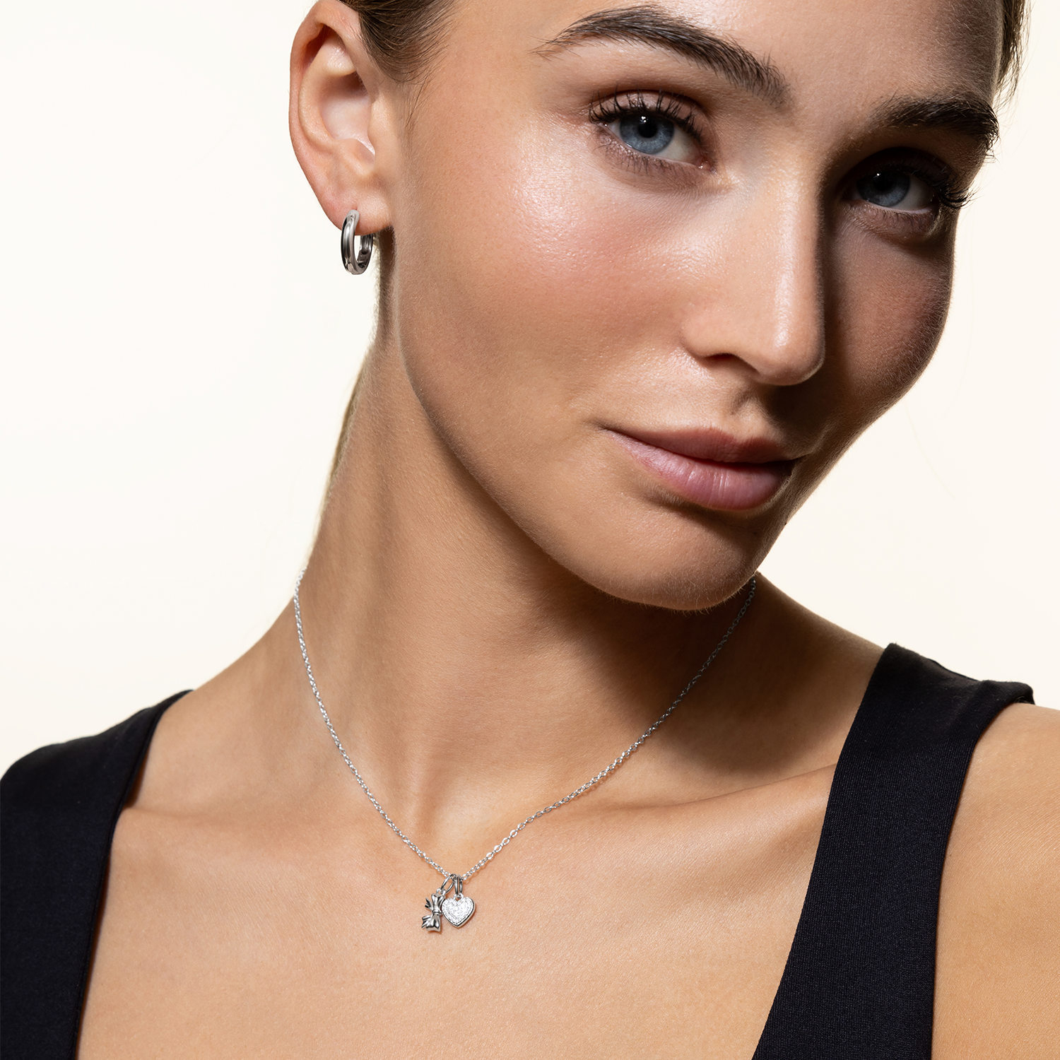 xenox-schleife-charm-925-sterlingsilber-rhodiniert image 5