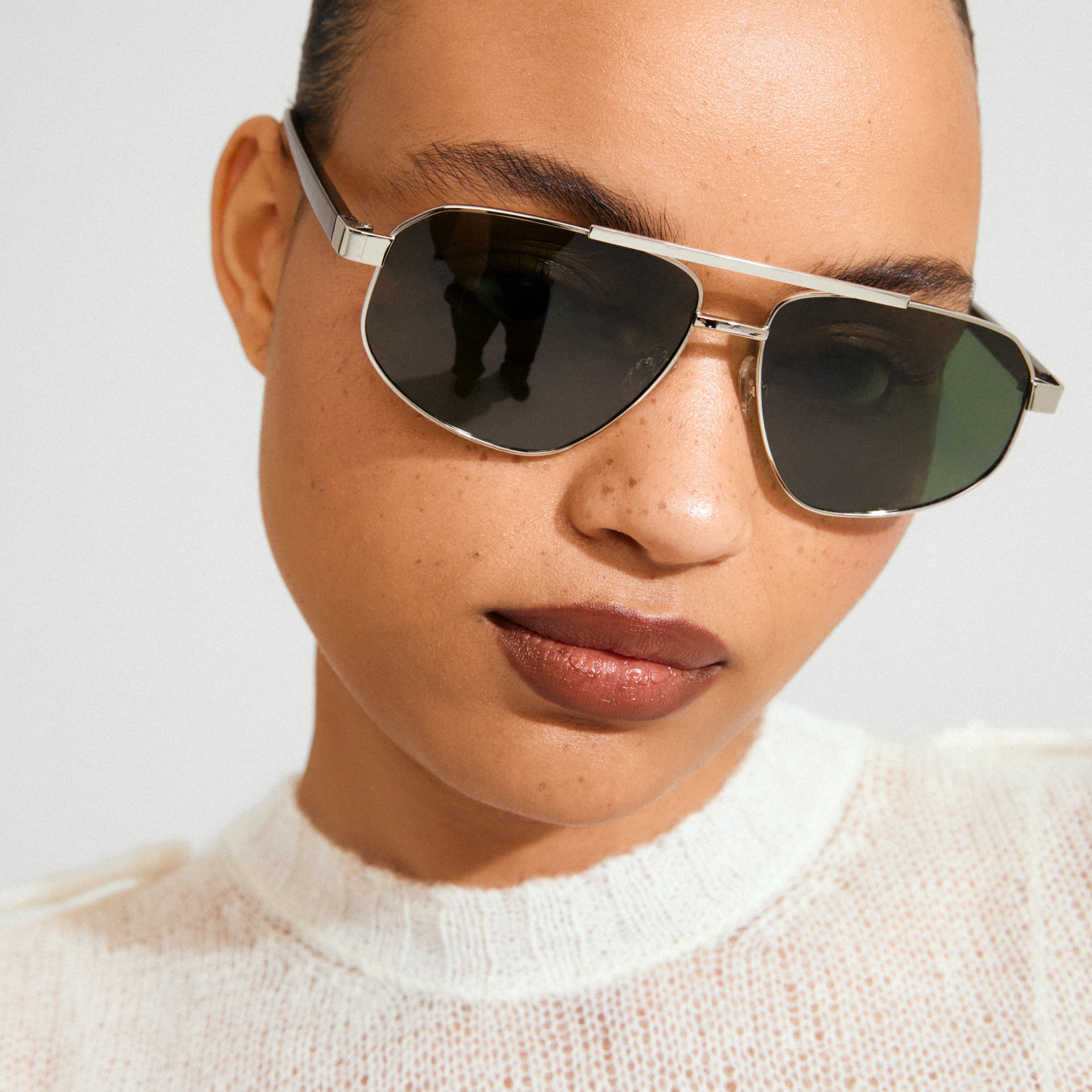 pilgrim-cai-sonnenbrille-braun-silber-piloten-brille-mit-gr-nen-gl-sern image 3