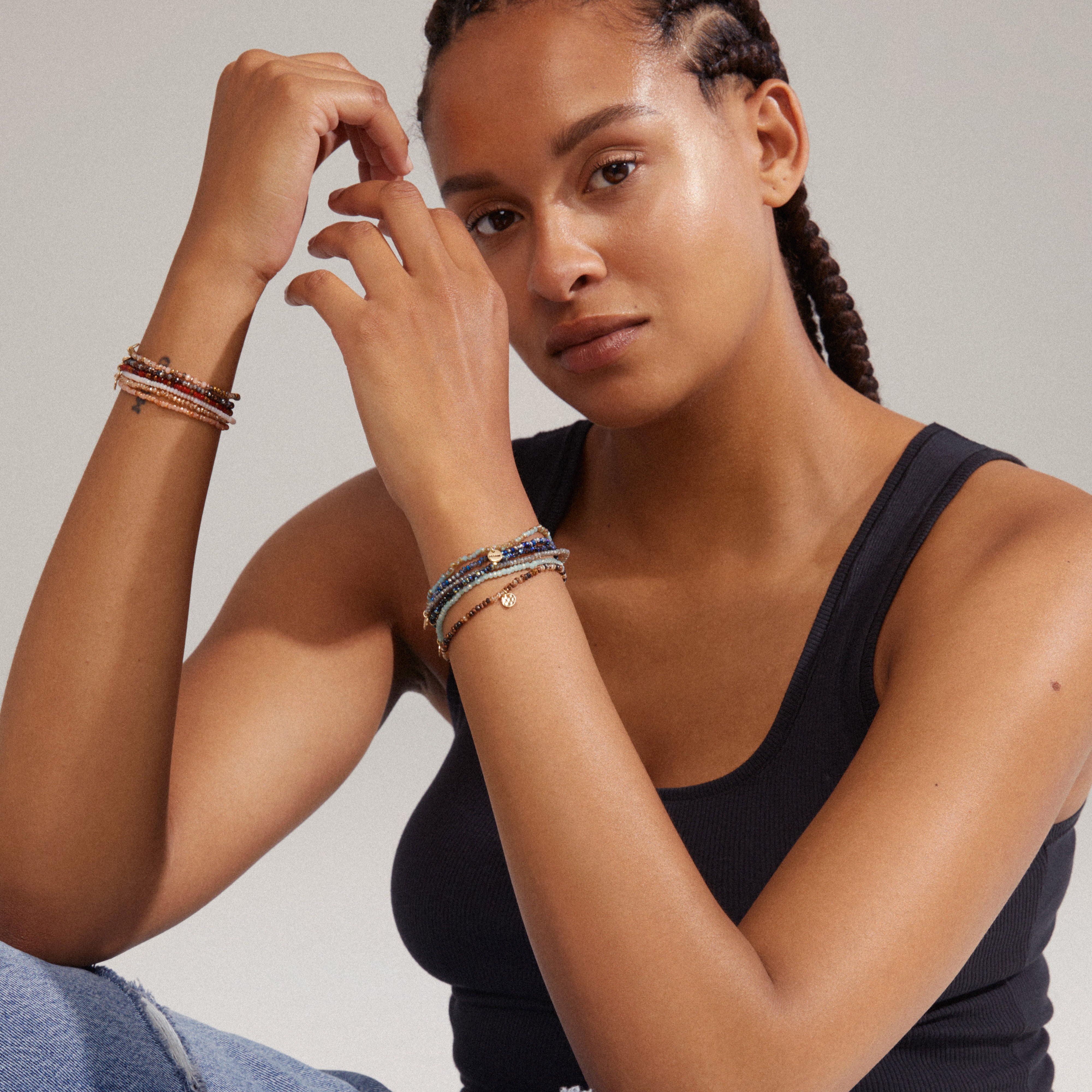 pilgrim-indie-armband-schwarz-goldplattiert-glasperlen-17-cm image 2