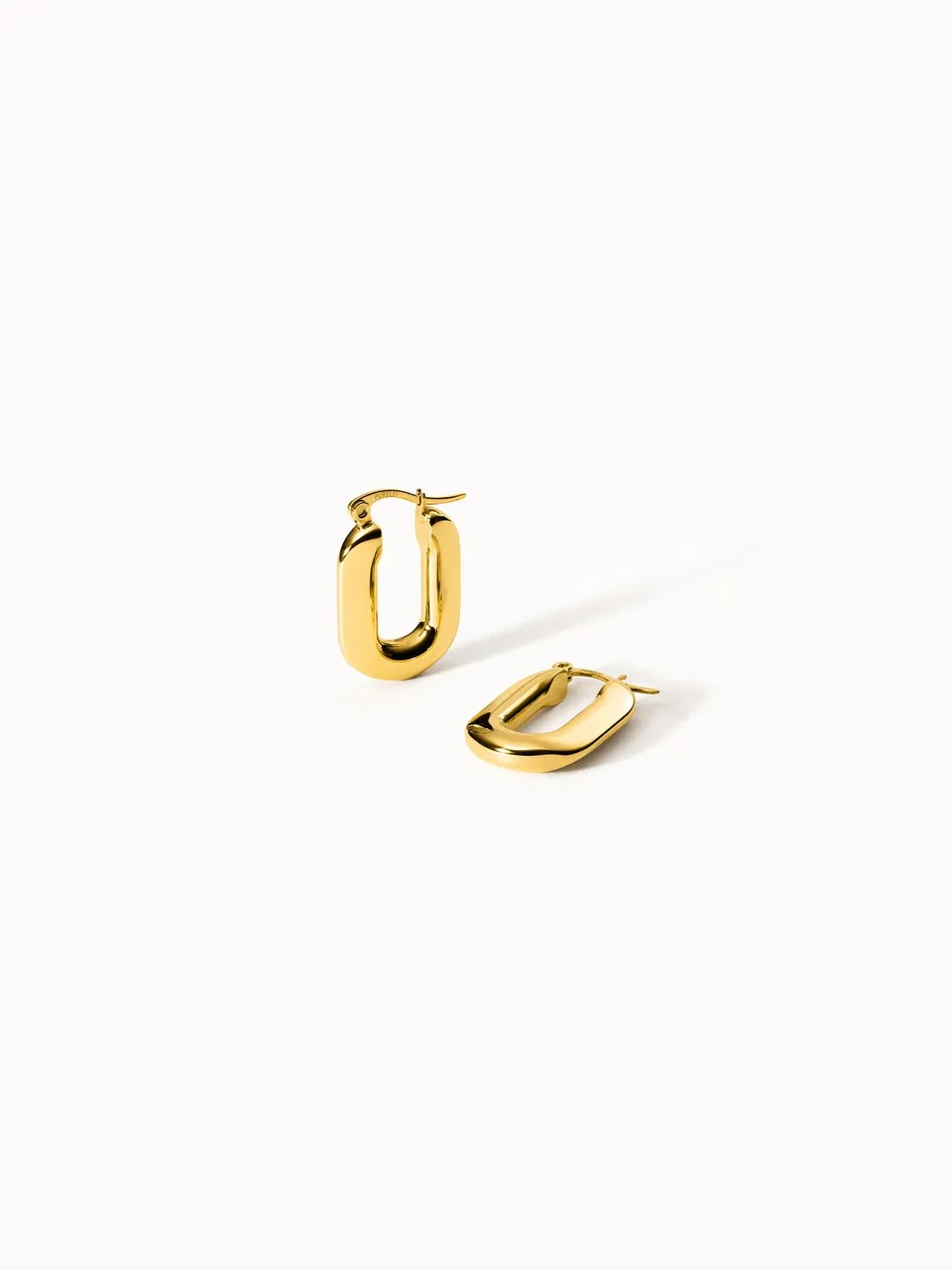 purelei-linen-ohrringe-oval-22-5-mm-edelstahl image 1