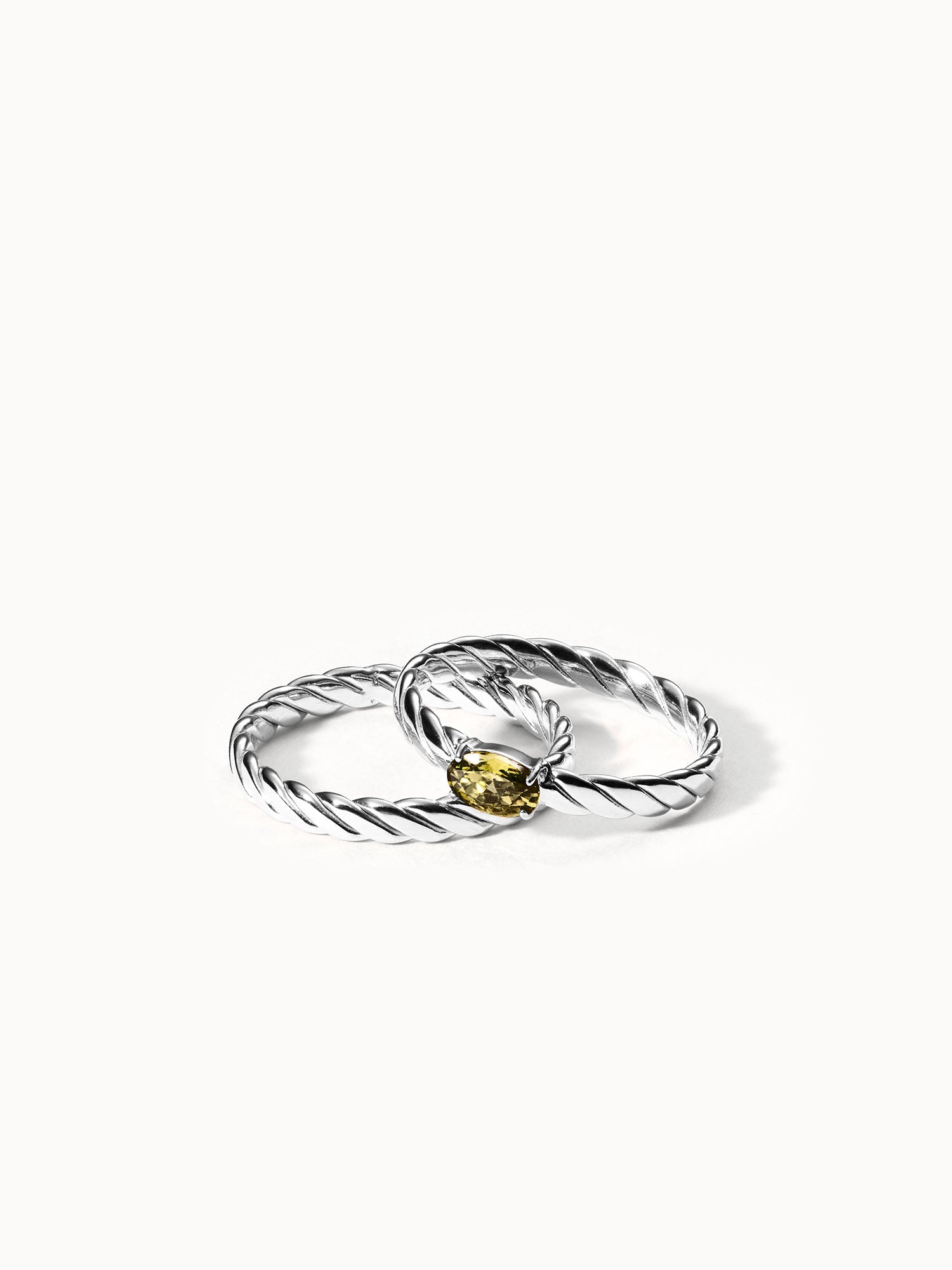 purelei-volcano-ring-set-2-teiliges-gedrehtes-ring-set-mit-oliv-zirkonia image 4