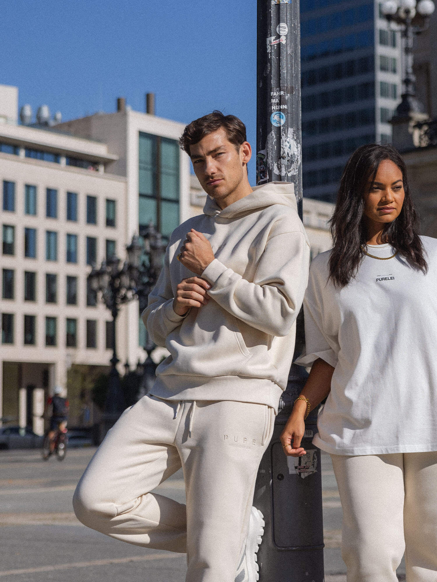 purelei-feeling-pure-sweatpants-beige-oversized-jogginghose image 1