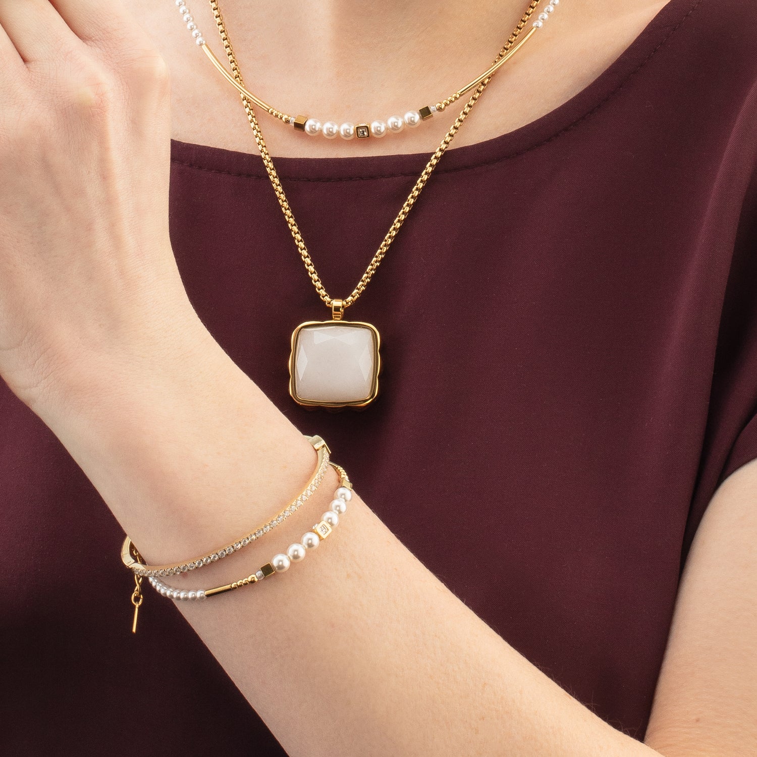 coeur-de-lion-shimmering-princess-pearls-armband-gold-wei image 4