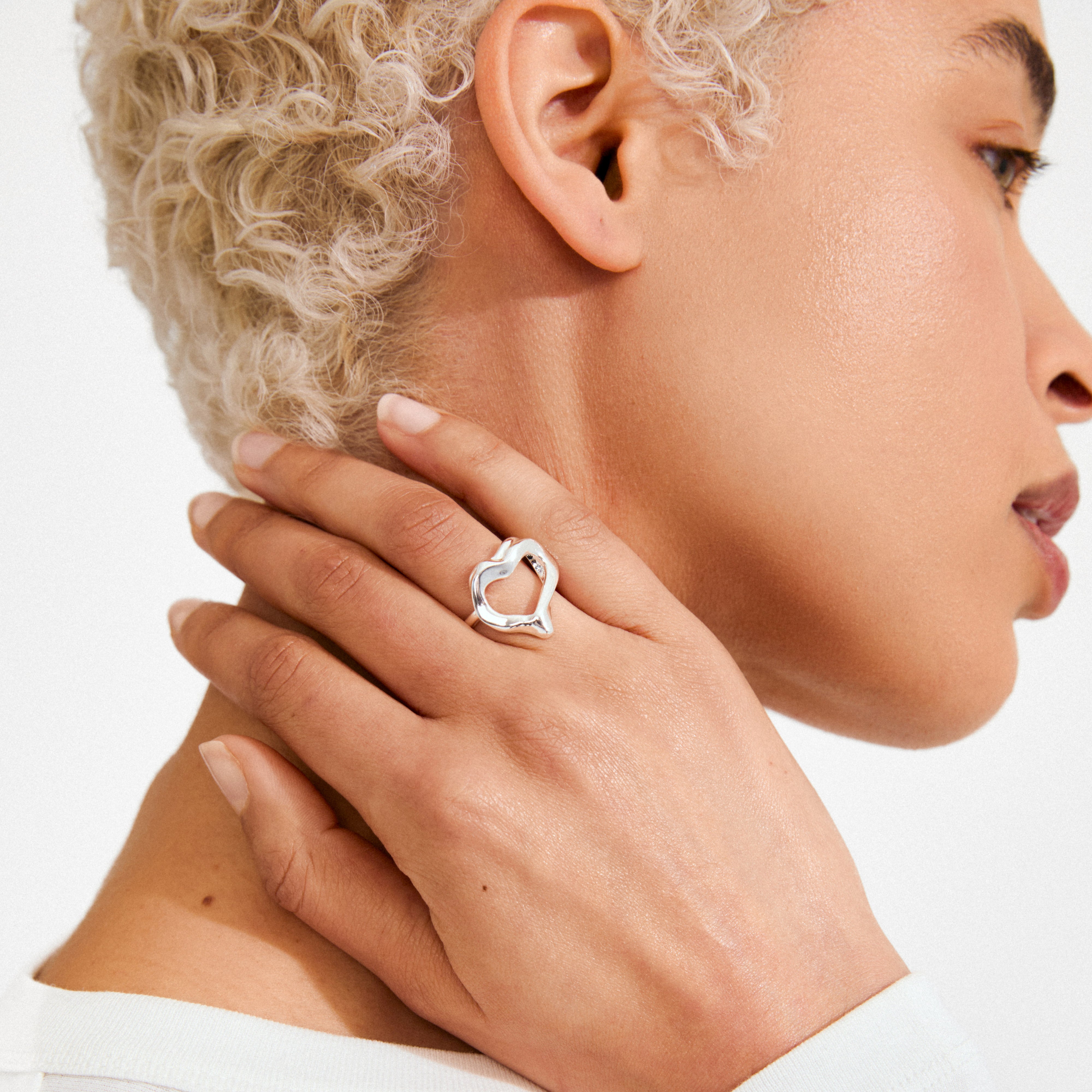 pilgrim-iris-ring-herz-versilbert-verstellbar image 2