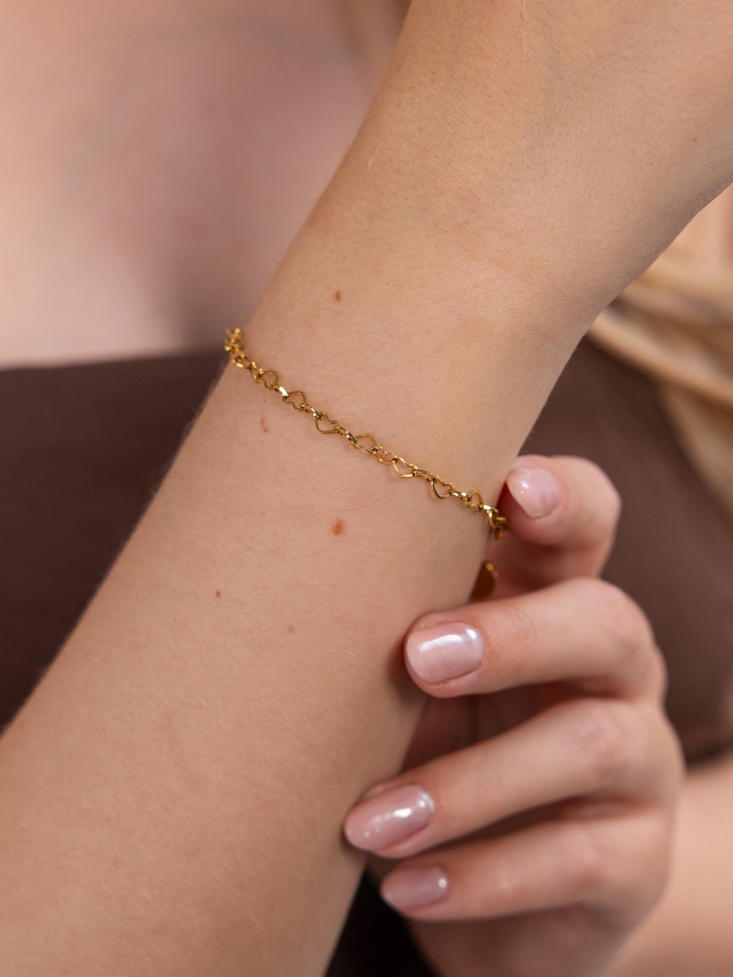 purelei-heart-armband-mit-herzen-verstellbar image 2