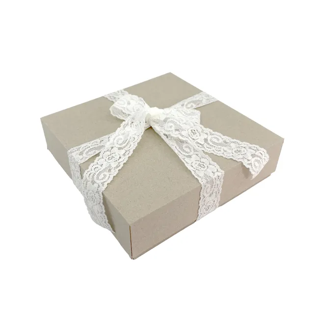 pilgrim-geschenkbox-xl-16-5-x-16-5-cm-mit-schleife image 1