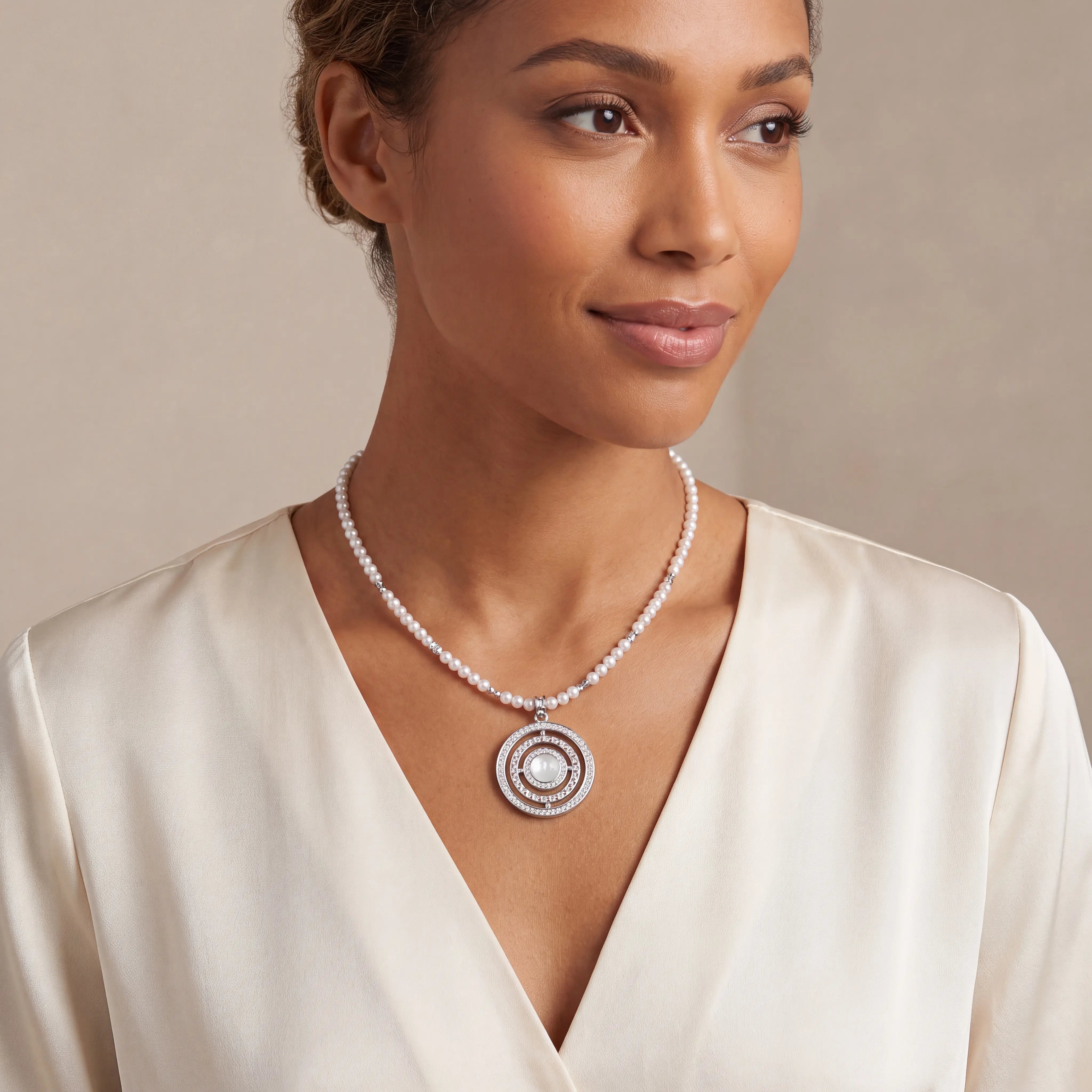 coeur-de-lion-halskette-amulett-modern-icon-pearl-silber-42-6-cm image 4